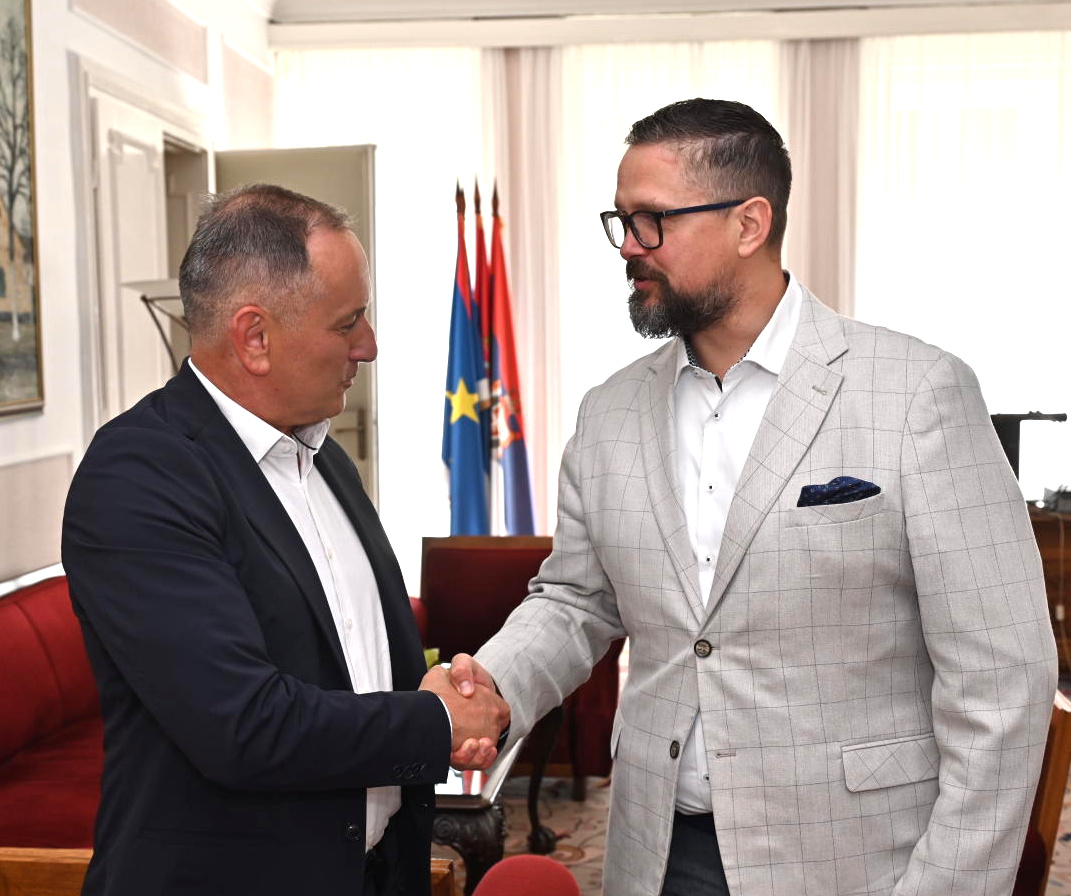 Јухас примио у опроштајну посету амбасадора Мађарске
