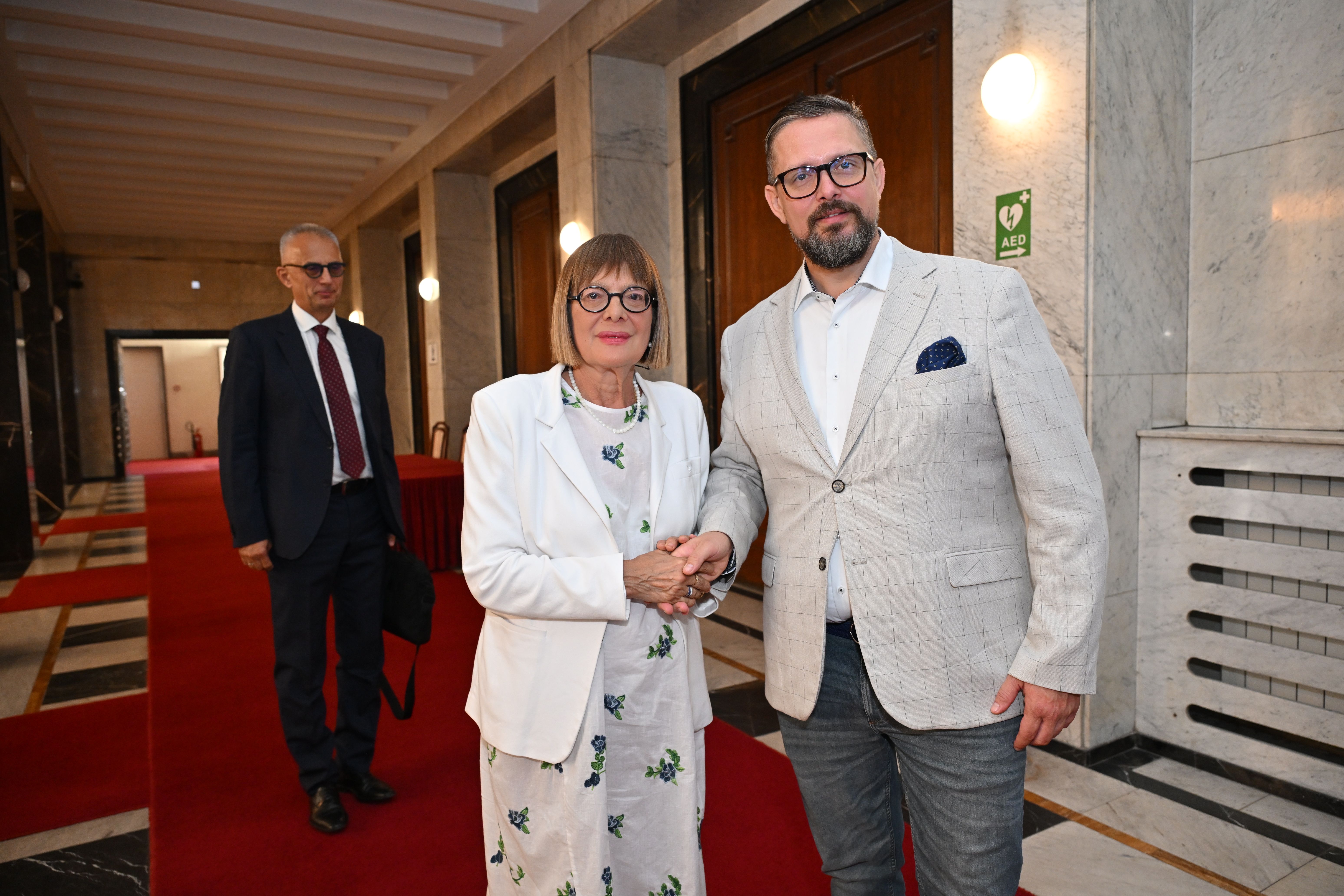 Juhász și Gojković: Continuarea cooperării la realizarea priorităților provinciale