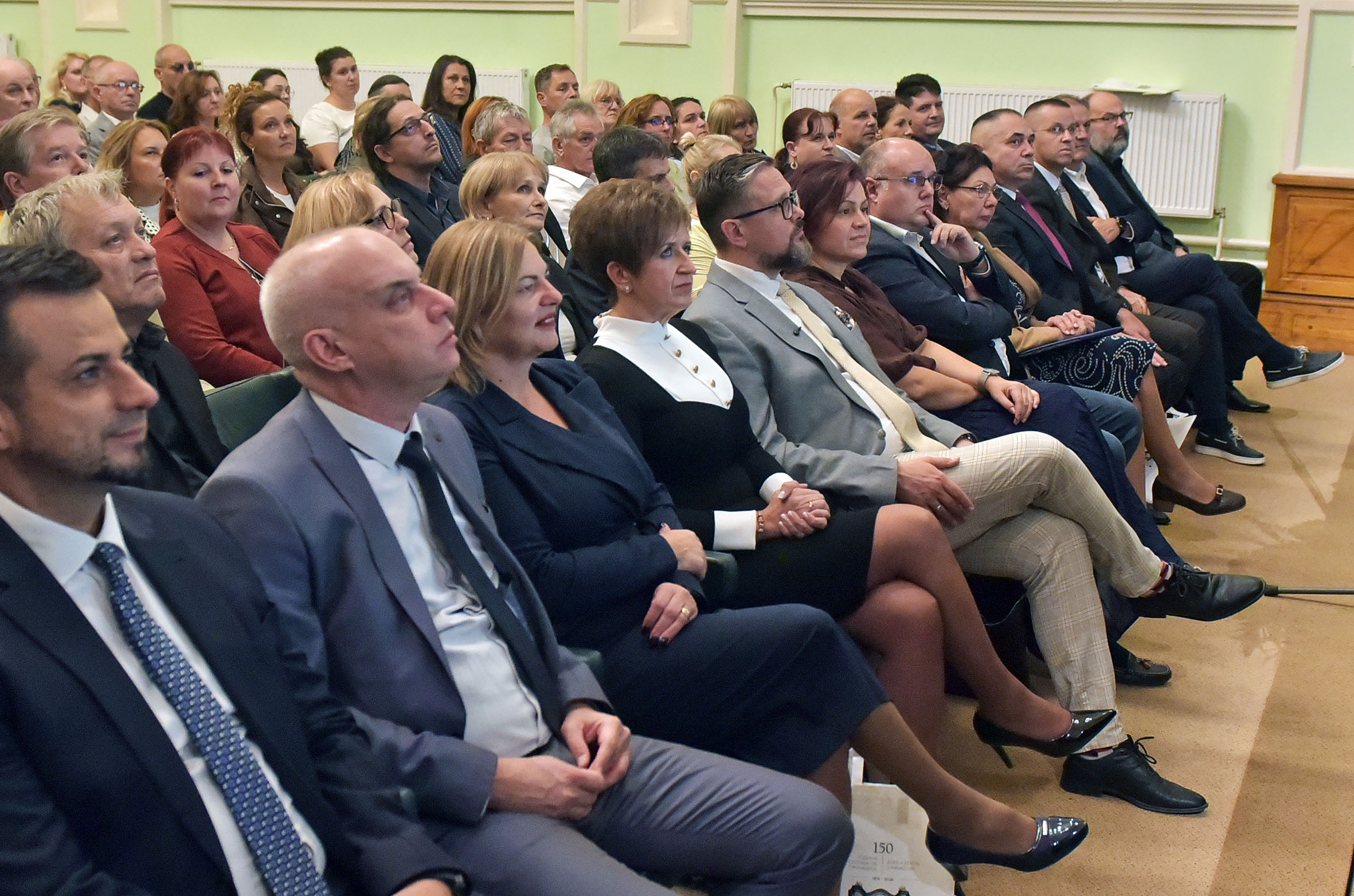 Јухас: Снагу заједнице чувају њене институције