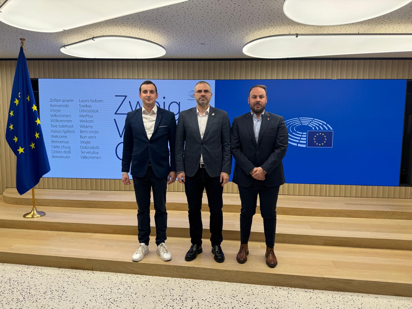 Potpredsednik Novaković na zasedanju Biroa AER-a u Briselu