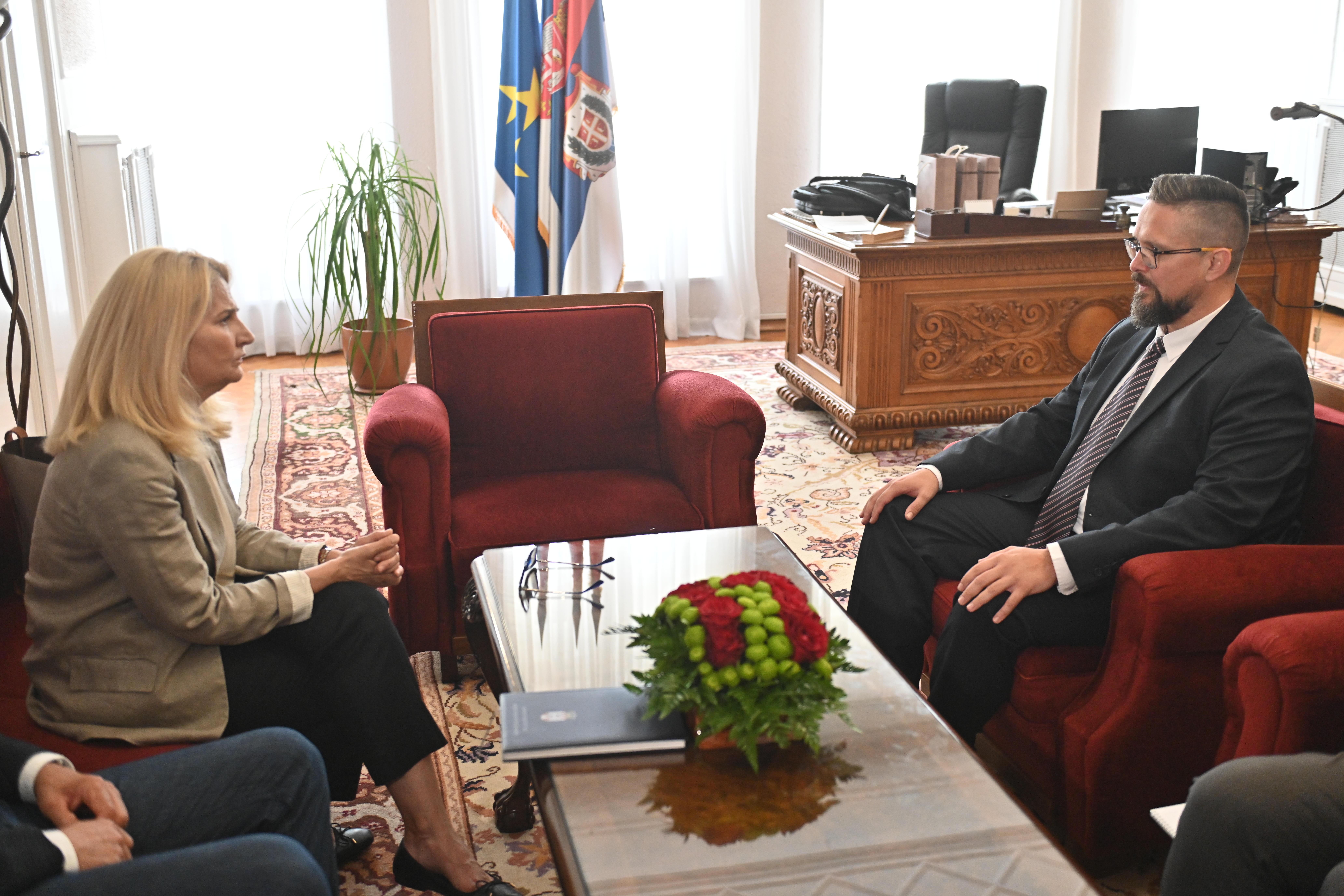 Predseda Juhász sa stretol s ministerkou Tanjou Miščevićovou